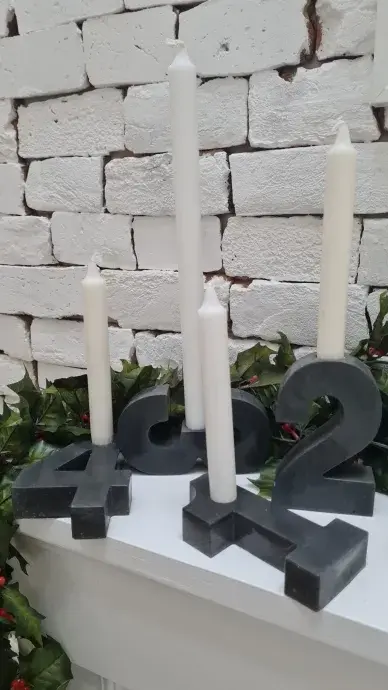 Beton adventi-koszorú-gyertyatartó-gyertyával