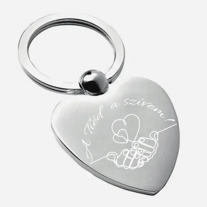 Gravírozott szív kulcstartó - Tiéd a szívem