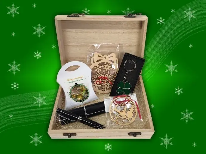 Ajándék csomag fa dobozban - Fém tollal