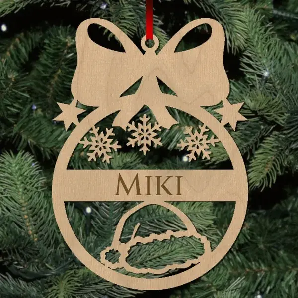 Fa karácsonyfadísz - Egyedi neves - Mikulás sapka