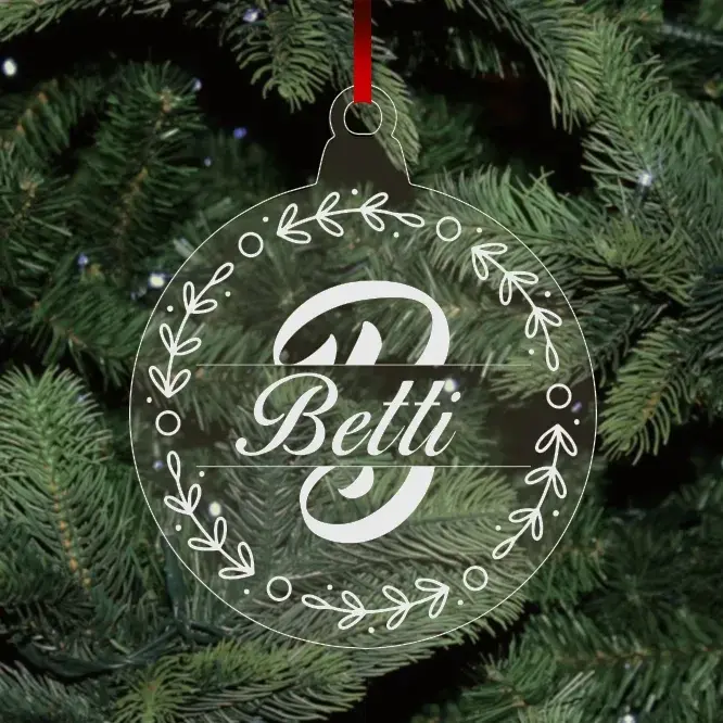 Plexi karácsonyfadísz - Egyedi név - Kezdőbetűvel Plexi karácsonyfadísz - Egyedi név - Kezdőbetűvel