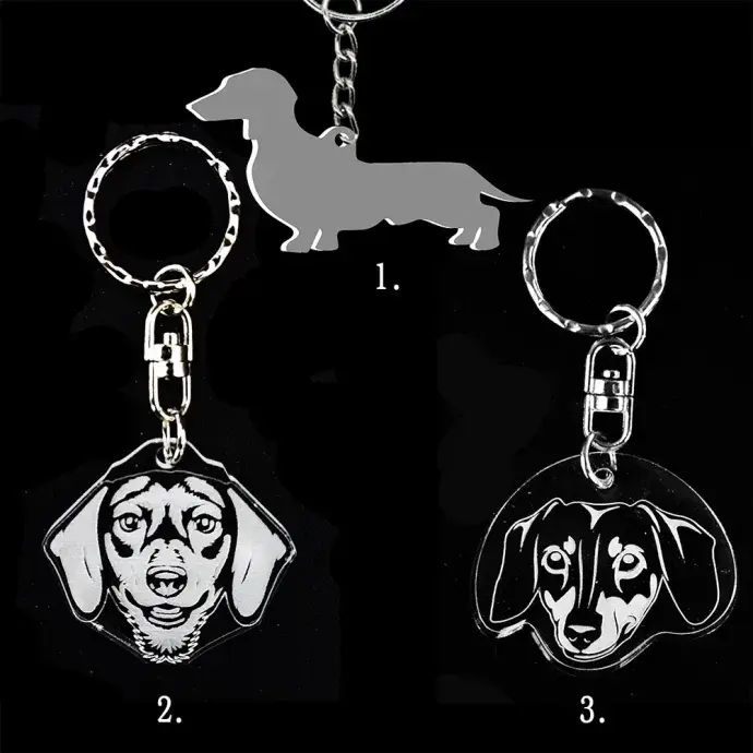 Plexi kulcstartó - Tacskó kutya alak