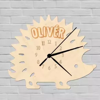 Fából falióra - süni, saját névvel