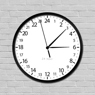 Fehér 24 órás óra 