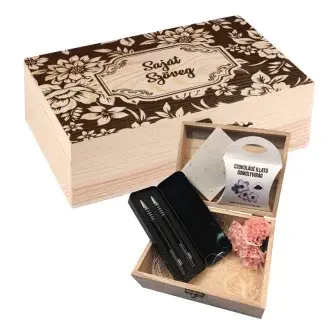 Ajándék csomag - virágmintás fa dobozban