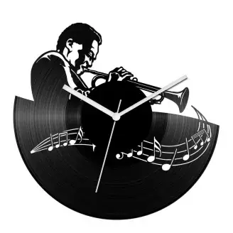 A trombita hangja bakelit óra