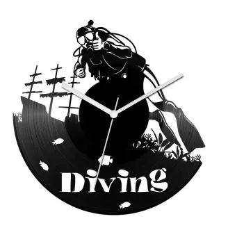 Búvárkodás bakelit óra