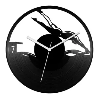 Fejesugrás bakelit óra