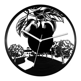 Gyümölcsösgazda bakelit óra