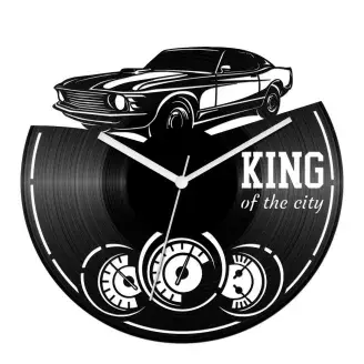 King of the city bakelit óra