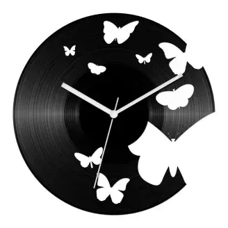 Pillangós bakelit óra