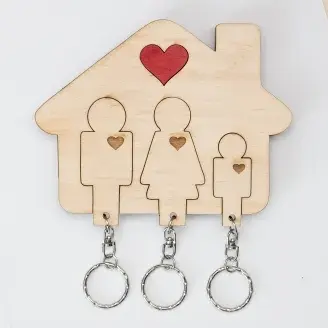 Szíves családos fali kulcstartó (apa-anya-fiú)