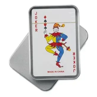 Franciakártya fémdobozban