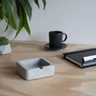 Bizsutartó, hamutartó - "Fumée" - szürke