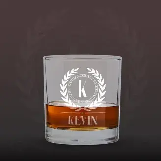 Whisky pohár egyedi névvel, monogrammal